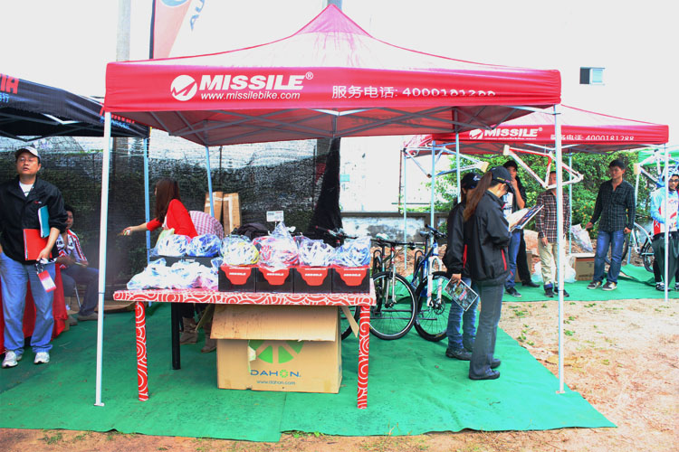 米赛尔自行车参加2012届华南国际两轮极限运动邀请赛开幕