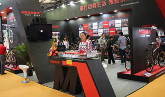 骑行点亮生活，MISSILE亮相2012年上海展